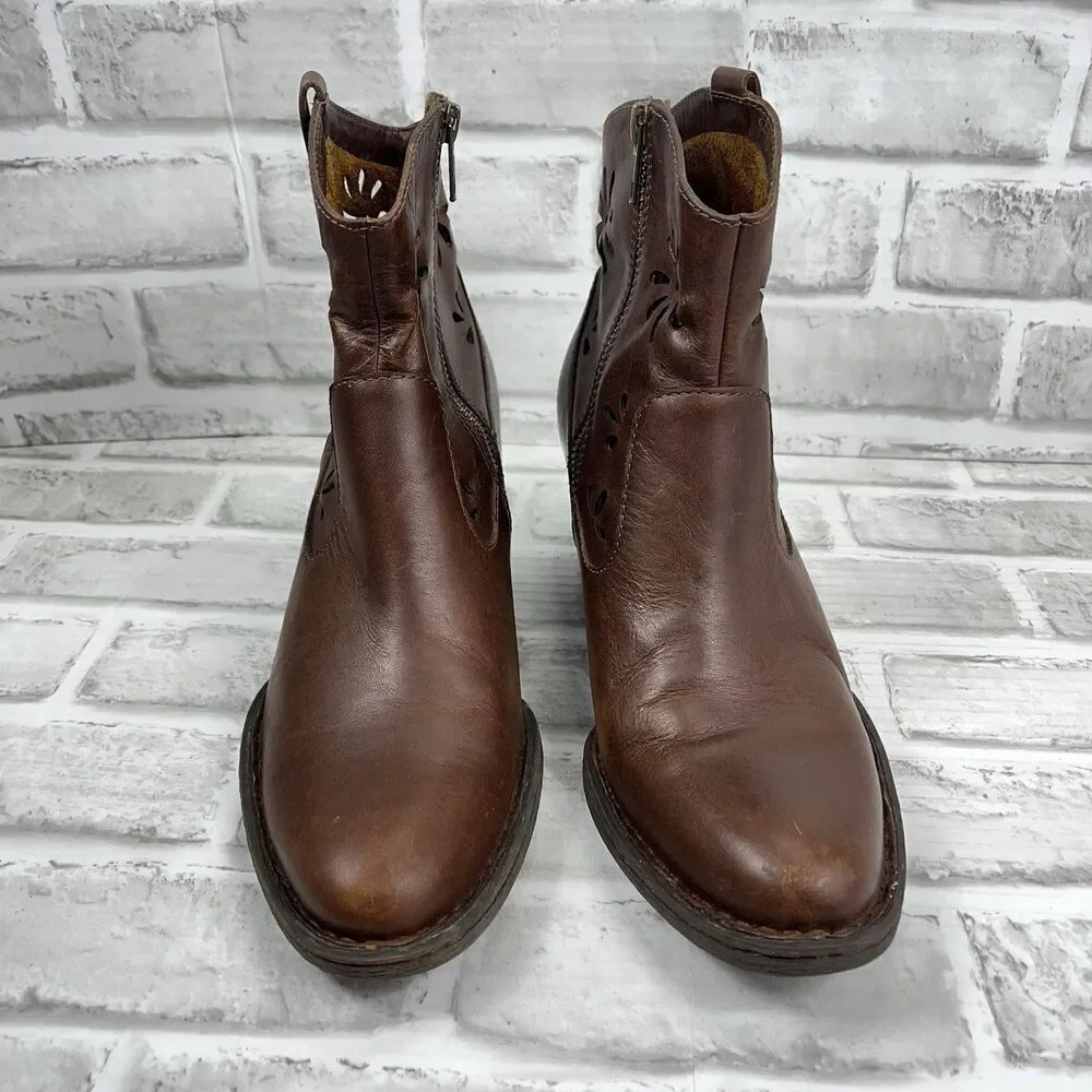Born Ivy Women's Size 9 Brown Full Grain Leather Laser Cut Western Ankle Boot